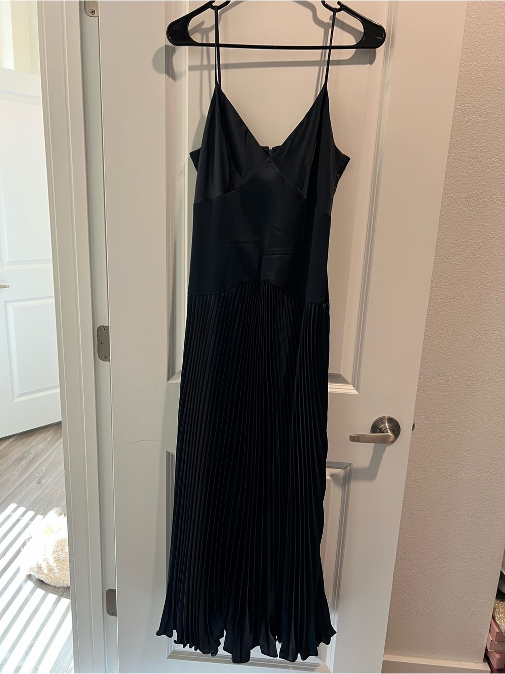 Astr Satin Pleated Drop Waist Maxi Dress in Dark Navy - Picture 4 of 6
